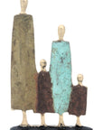 Famille 4 personnages marron et vert n°4