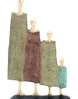 Famille 4 personnages marron et vert n°7