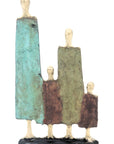 Famille 4 personnages marron et vert n°10