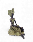 Bronze assis au sol 25 cm vert n°1 