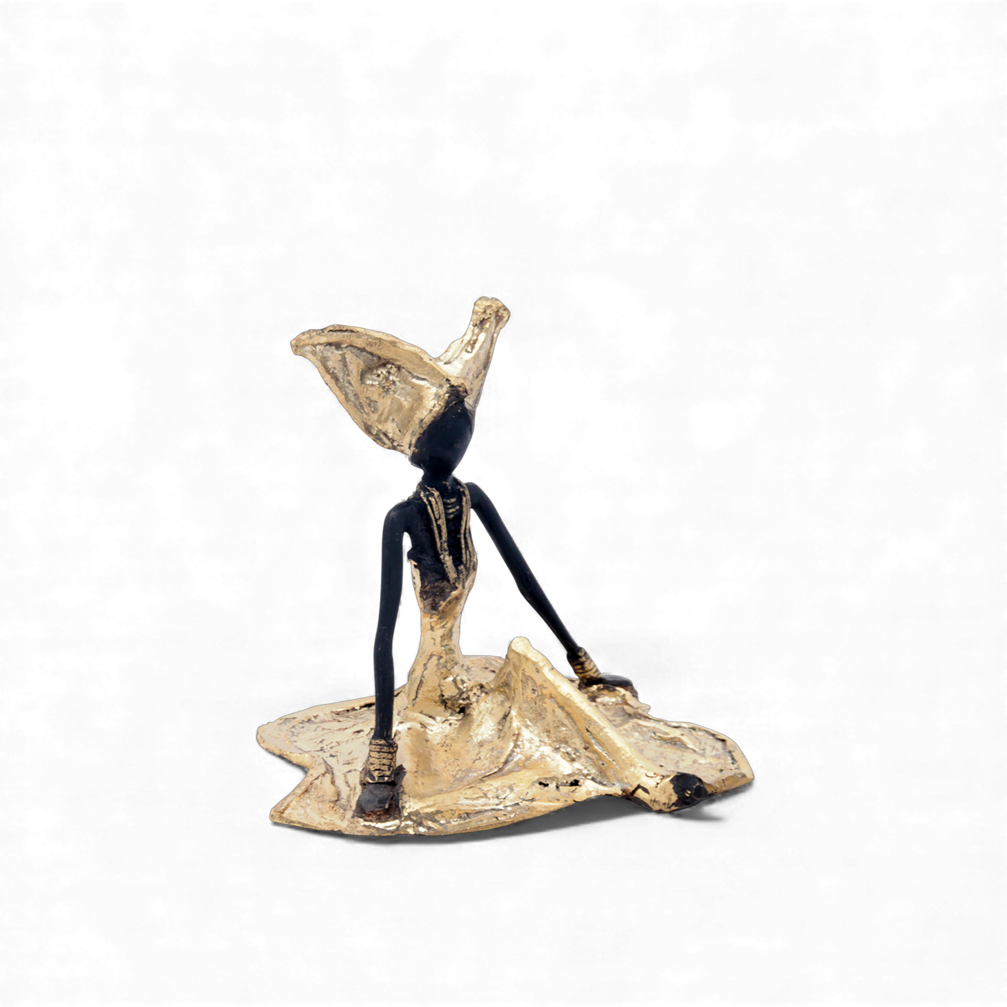 Bronze assis au sol 25 cm doré n°2 