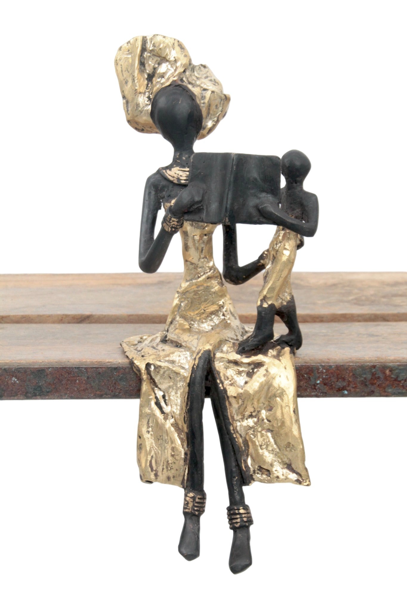 Bronze assis 25 cm doré n°11 