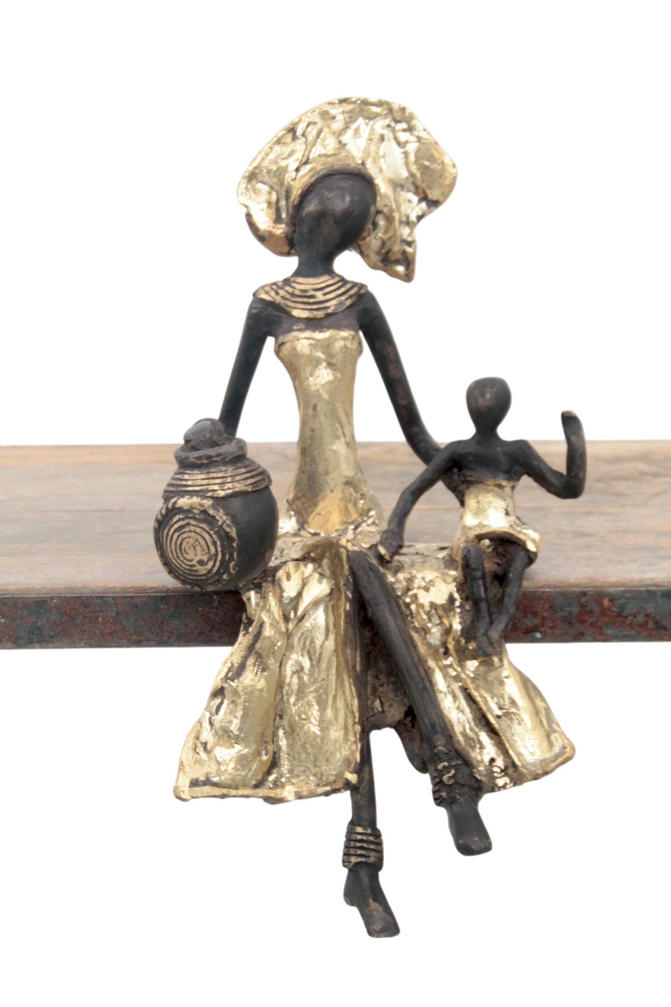 Bronze assis 25 cm doré n°20 